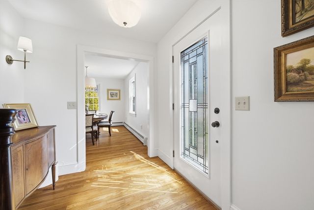 30 Forest Dr, Holden, MA 01520