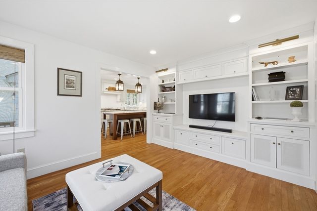 30 Forest Dr, Holden, MA 01520