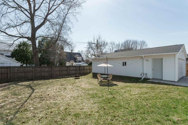 717 Harriette Street, Fort Atkinson, WI 53538