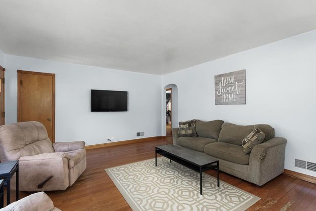 717 Harriette Street, Fort Atkinson, WI 53538