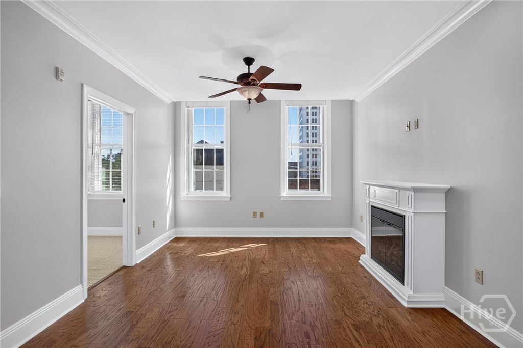 Image 20 of property listing at 5 Whitaker Street 401, Savannah, GA 31401