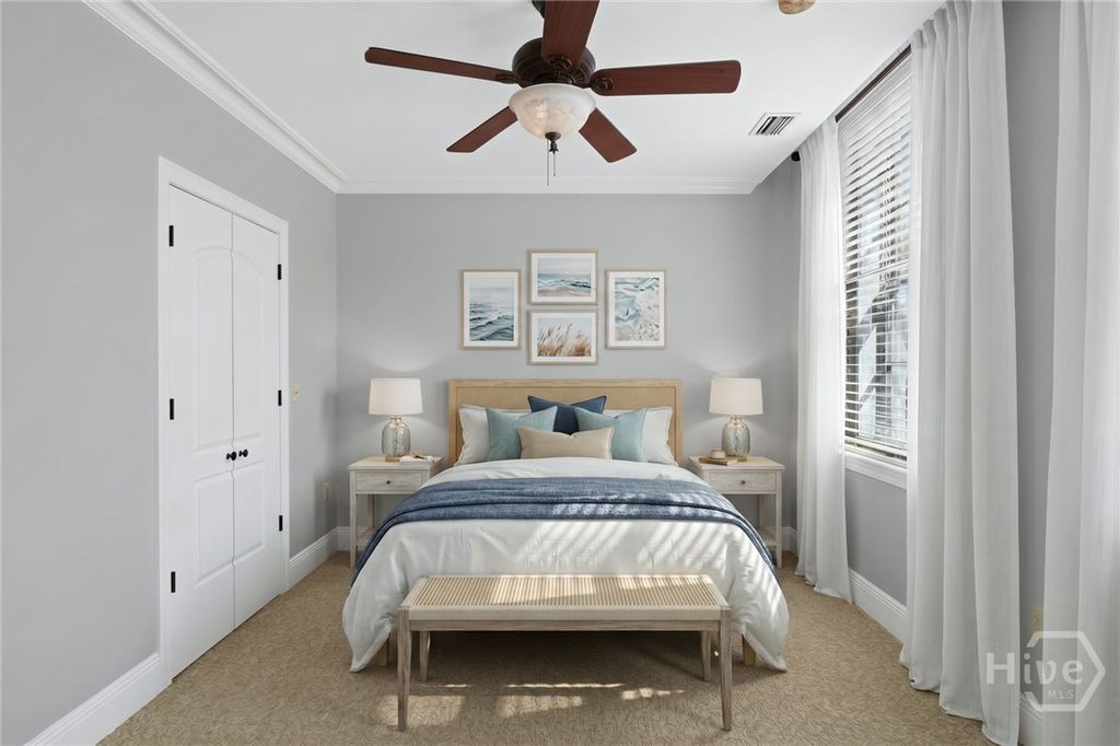 Image 23 of property listing at 5 Whitaker Street 401, Savannah, GA 31401
