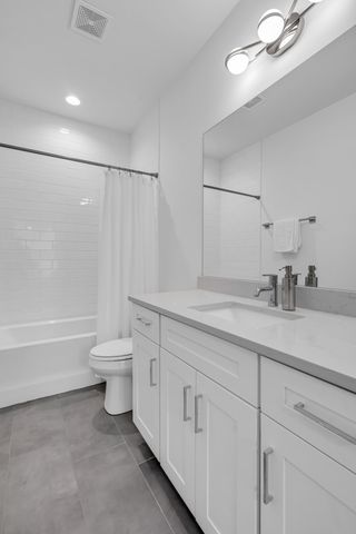 1011 44th Ave N Unit 5, Nashville, TN 37209