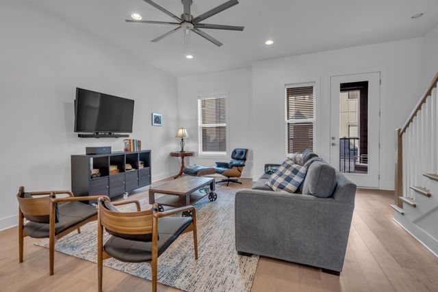 1011 44th Ave N Unit 5, Nashville, TN 37209