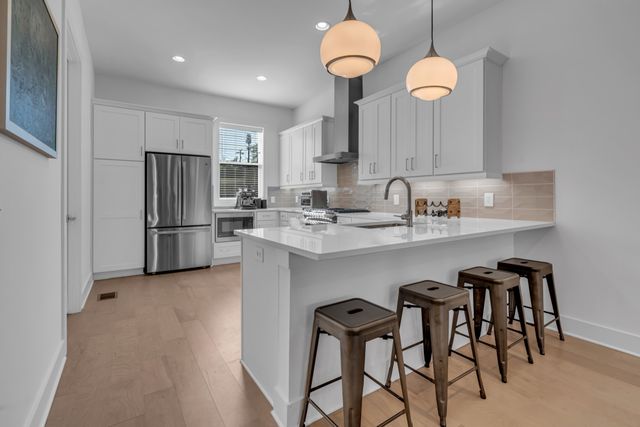 1011 44th Ave N Unit 5, Nashville, TN 37209