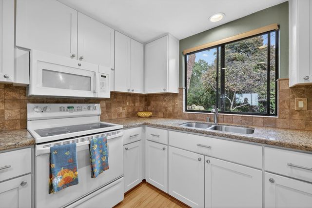 5229 Westridge Ave, Auburn, CA 95602