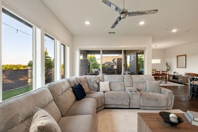 2684 Powlett Creek Drive, Frisco, TX 75034