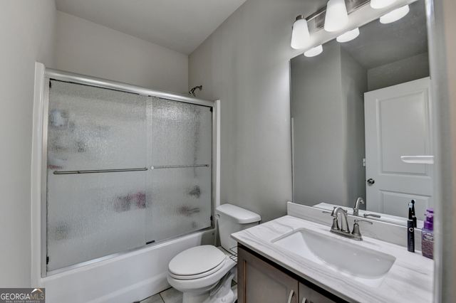 5198 Ashley Drive SW, Lilburn, GA 30047