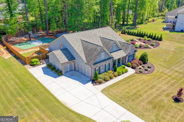 5198 Ashley Drive SW, Lilburn, GA 30047