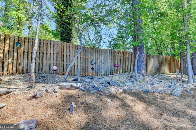 5198 Ashley Drive SW, Lilburn, GA 30047