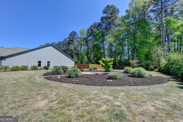 5198 Ashley Drive SW, Lilburn, GA 30047