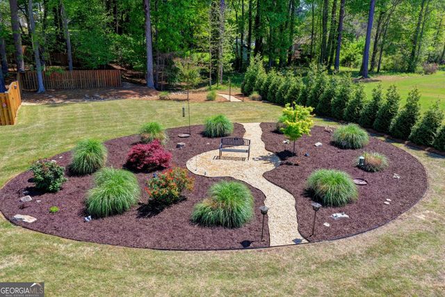 5198 Ashley Drive SW, Lilburn, GA 30047