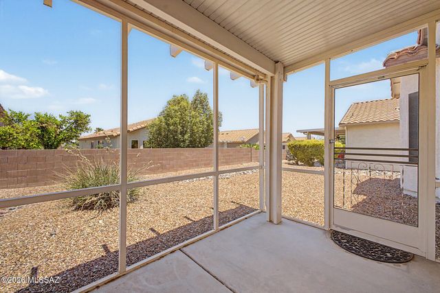 8040 W Morning Light Way, Tucson, AZ 85743
