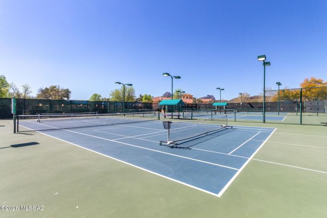 8040 W Morning Light Way, Tucson, AZ 85743