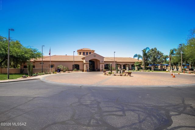 8040 W Morning Light Way, Tucson, AZ 85743