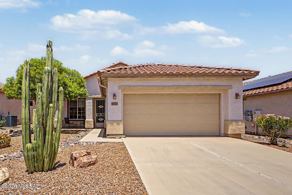 8040 W Morning Light Way, Tucson, AZ 85743