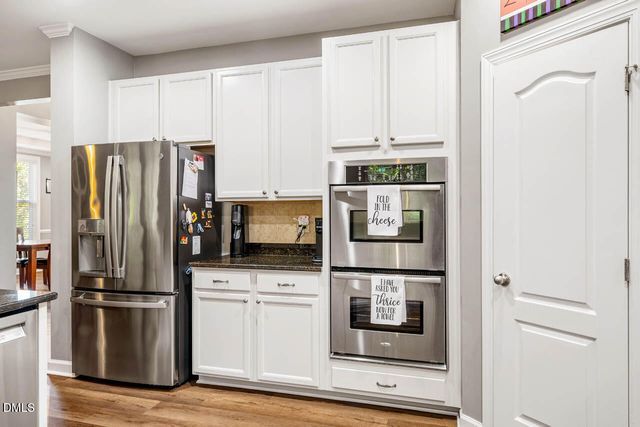 142 W Hatterleigh Avenue, Hillsborough, NC 27278