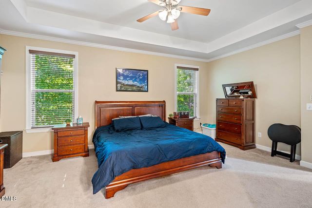 142 W Hatterleigh Avenue, Hillsborough, NC 27278