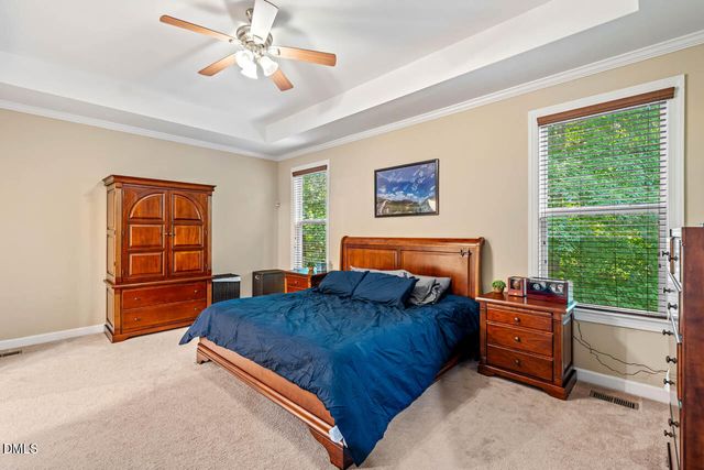 142 W Hatterleigh Avenue, Hillsborough, NC 27278