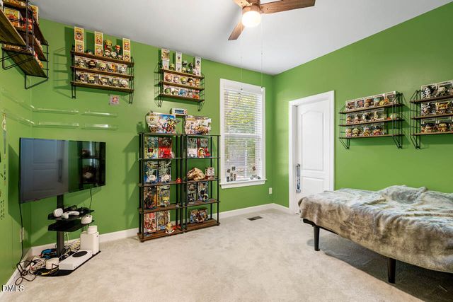 142 W Hatterleigh Avenue, Hillsborough, NC 27278