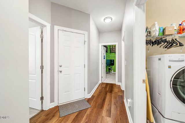 142 W Hatterleigh Avenue, Hillsborough, NC 27278