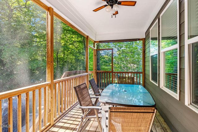 142 W Hatterleigh Avenue, Hillsborough, NC 27278
