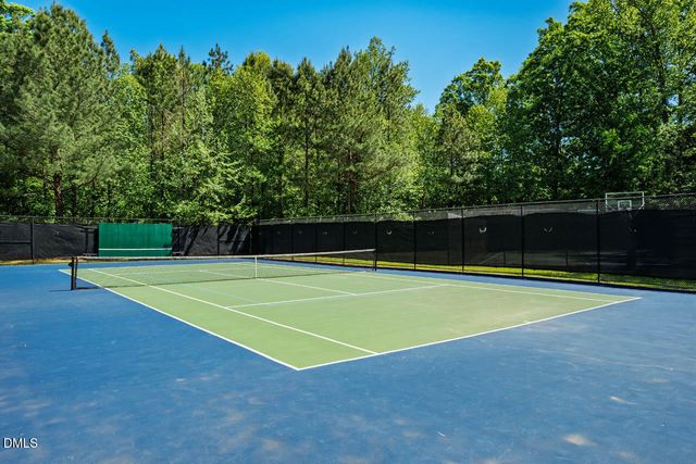 142 W Hatterleigh Avenue, Hillsborough, NC 27278