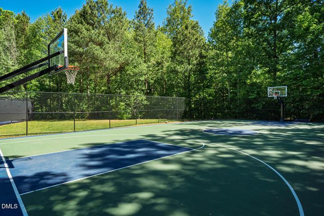142 W Hatterleigh Avenue, Hillsborough, NC 27278