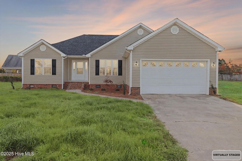 105 Hitching Rack Place, Goldsboro, NC 27534