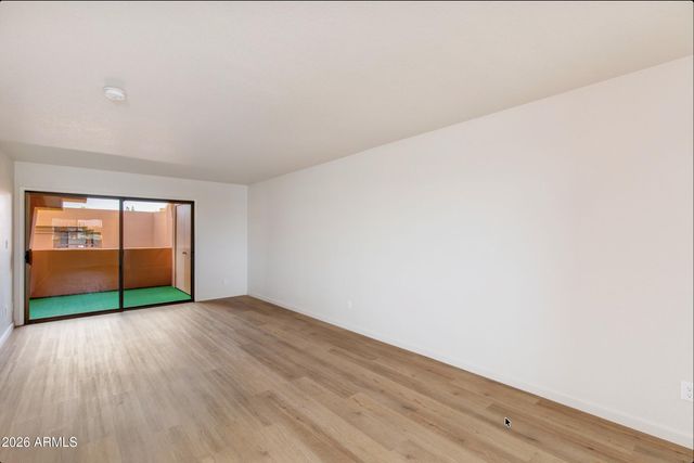 12222 N PARADISE VILLAGE Parkway S 440, Phoenix, AZ 85032