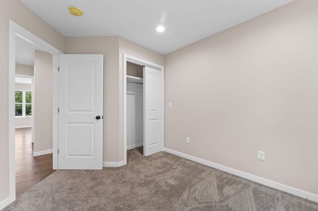 202 Eric Drive, Kirbyville, MO 65679