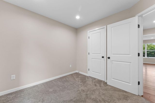 202 Eric Drive, Kirbyville, MO 65679