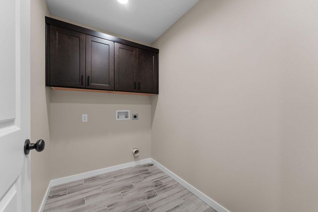 202 Eric Drive, Kirbyville, MO 65679