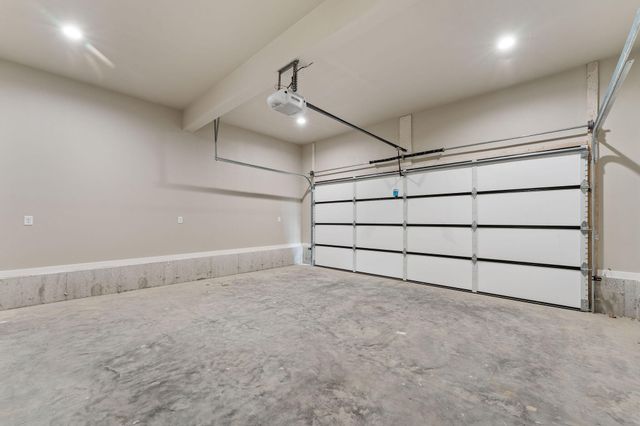 202 Eric Drive, Kirbyville, MO 65679
