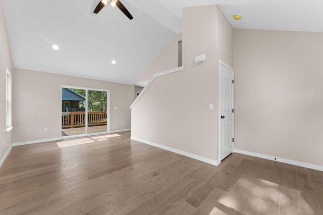 202 Eric Drive, Kirbyville, MO 65679