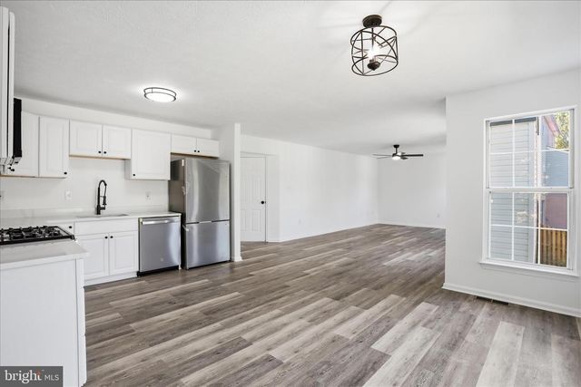 11107 GUNPOWDER DR, Fort Washington, MD 20744