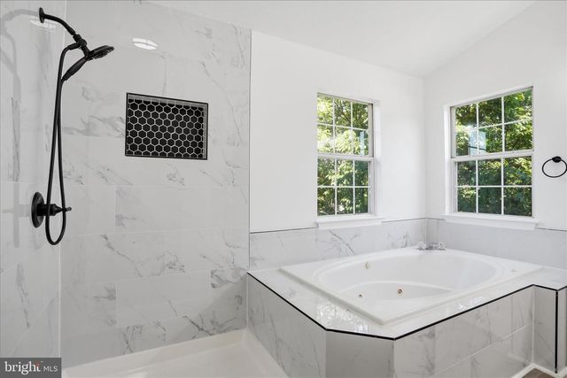 11107 GUNPOWDER DR, Fort Washington, MD 20744