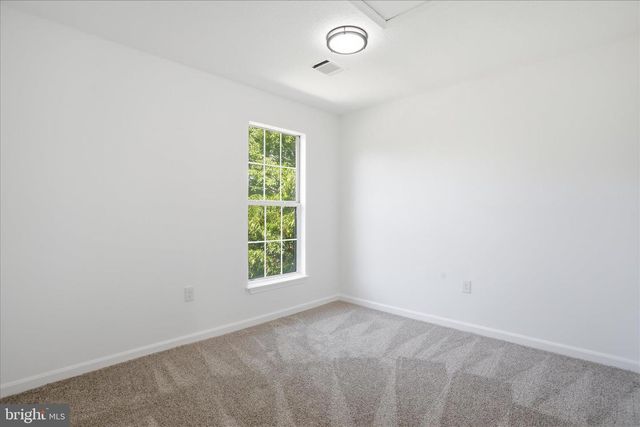 11107 GUNPOWDER DR, Fort Washington, MD 20744