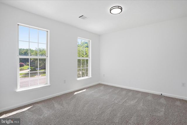 11107 GUNPOWDER DR, Fort Washington, MD 20744