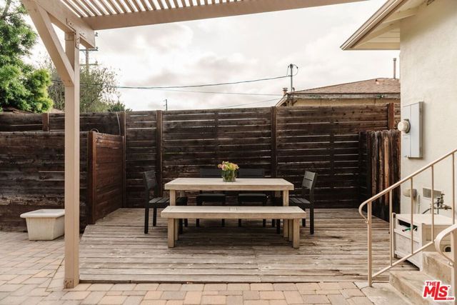 6326 W 85th Place, Los Angeles, CA 90045