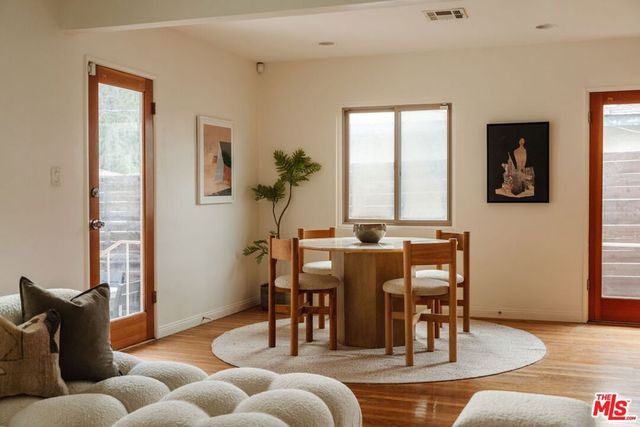 6326 W 85th Place, Los Angeles, CA 90045