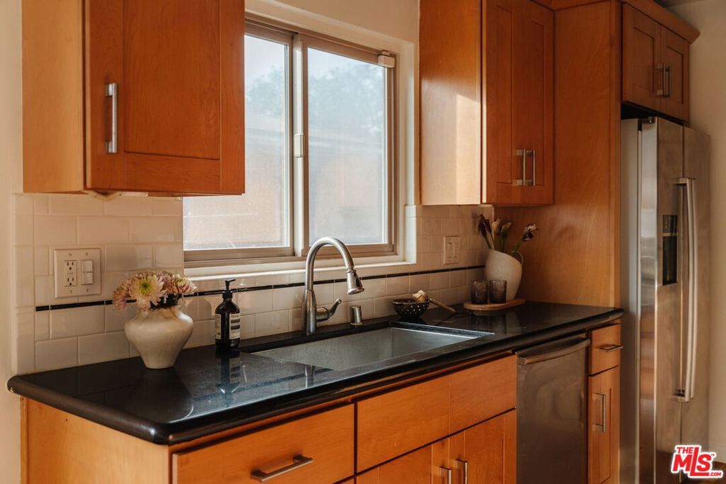 Image 10 of property listing at 6326 W 85th Place, Los Angeles, CA 90045