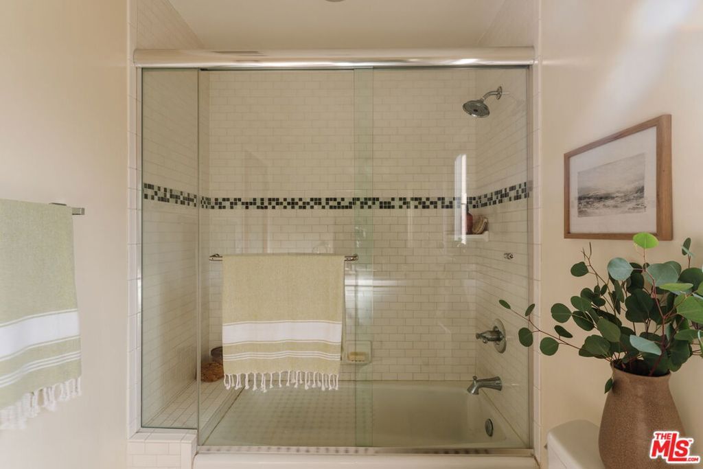 Image 16 of property listing at 6326 W 85th Place, Los Angeles, CA 90045