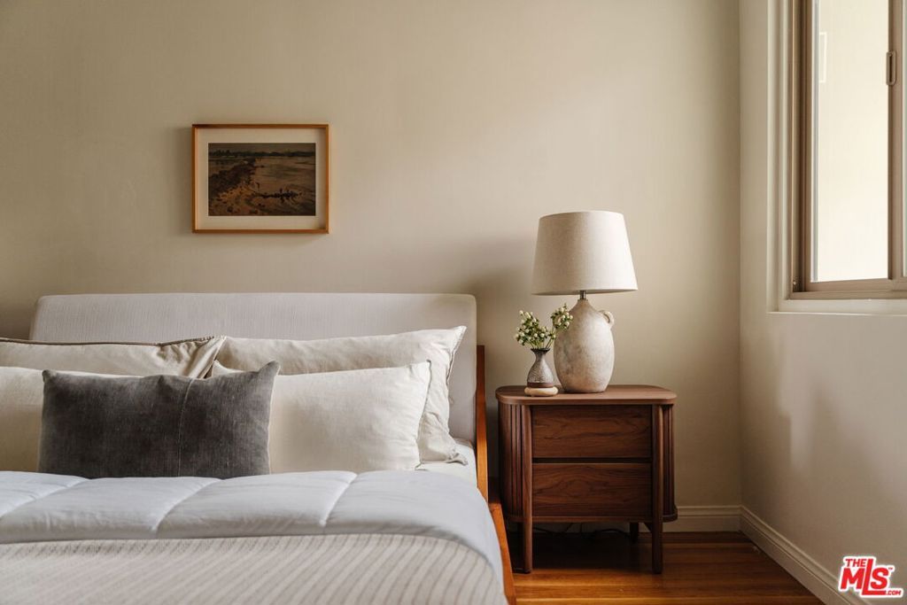 Image 17 of property listing at 6326 W 85th Place, Los Angeles, CA 90045