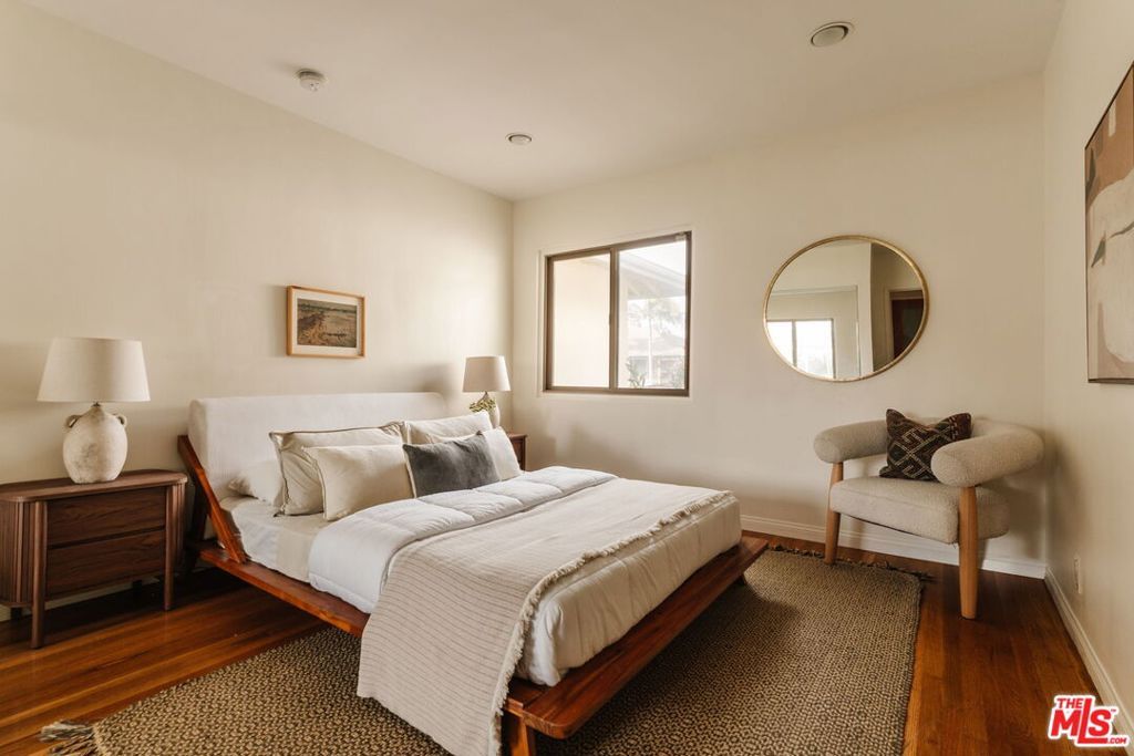 Image 18 of property listing at 6326 W 85th Place, Los Angeles, CA 90045