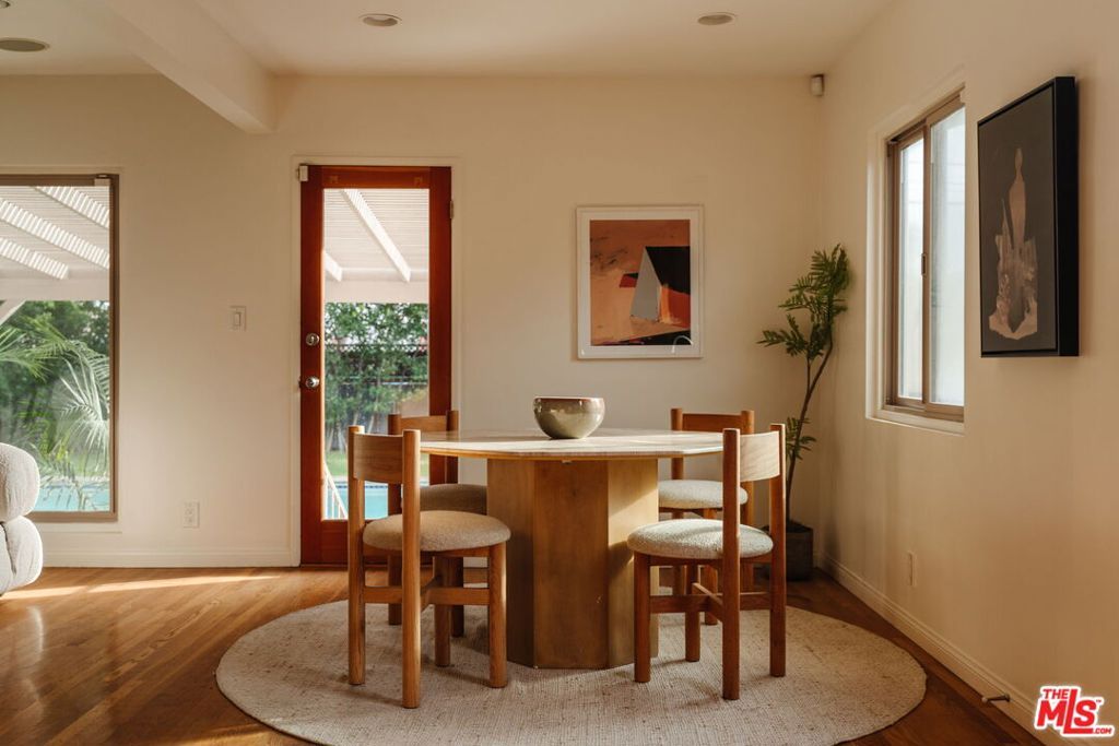 Image 7 of property listing at 6326 W 85th Place, Los Angeles, CA 90045