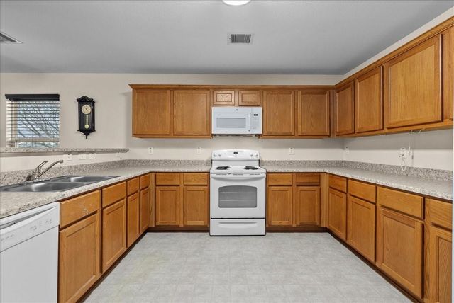 2331 Rue De Lafitte Drive, Dickinson, TX 77539