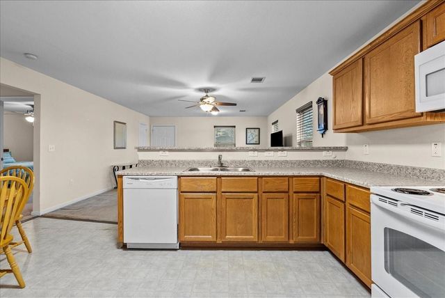 2331 Rue De Lafitte Drive, Dickinson, TX 77539