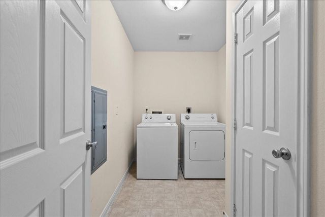 2331 Rue De Lafitte Drive, Dickinson, TX 77539