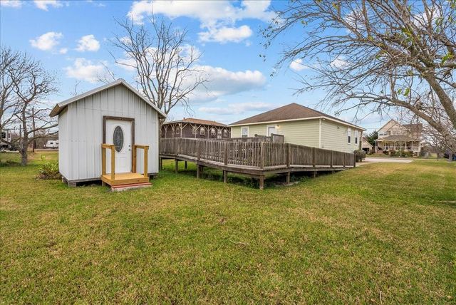 2331 Rue De Lafitte Drive, Dickinson, TX 77539